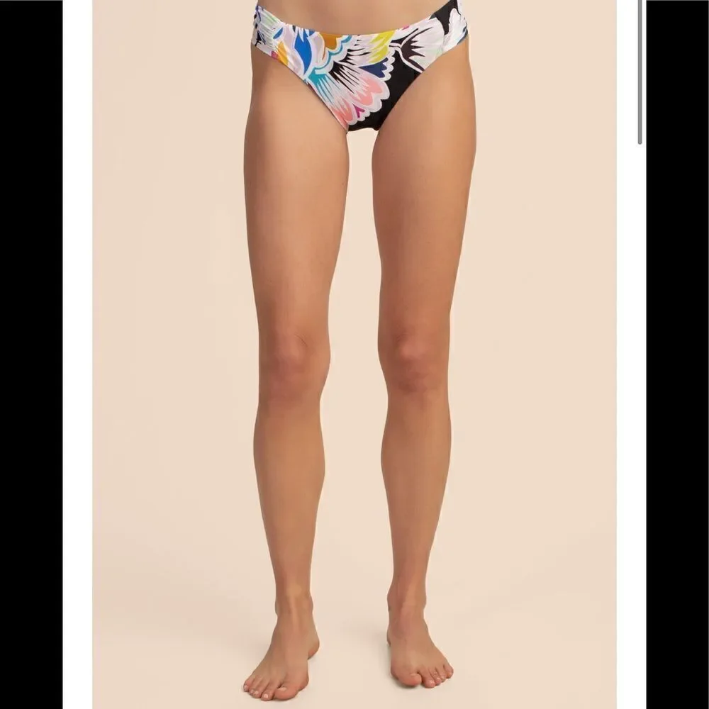 BEAUTIFUL NEW WITH TAGS TRINA TURK SHIRRED HIPSTER BIKINI BOTTOMS SIZE 22W